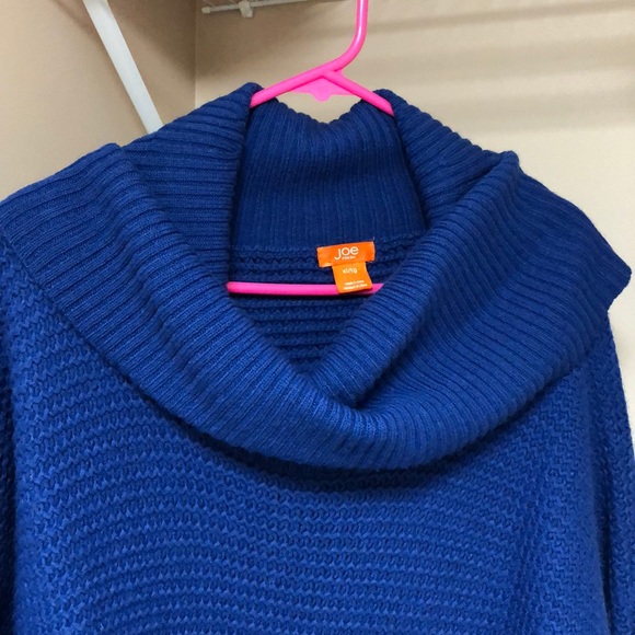 Joe Fresh sweater - Picture 3 of 6